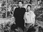 周恩來和鄧穎超是世人敬重的一對模范夫妻，然而，因周恩來一貫嚴格要求自己，也會在很多時候“委屈”鄧穎超。